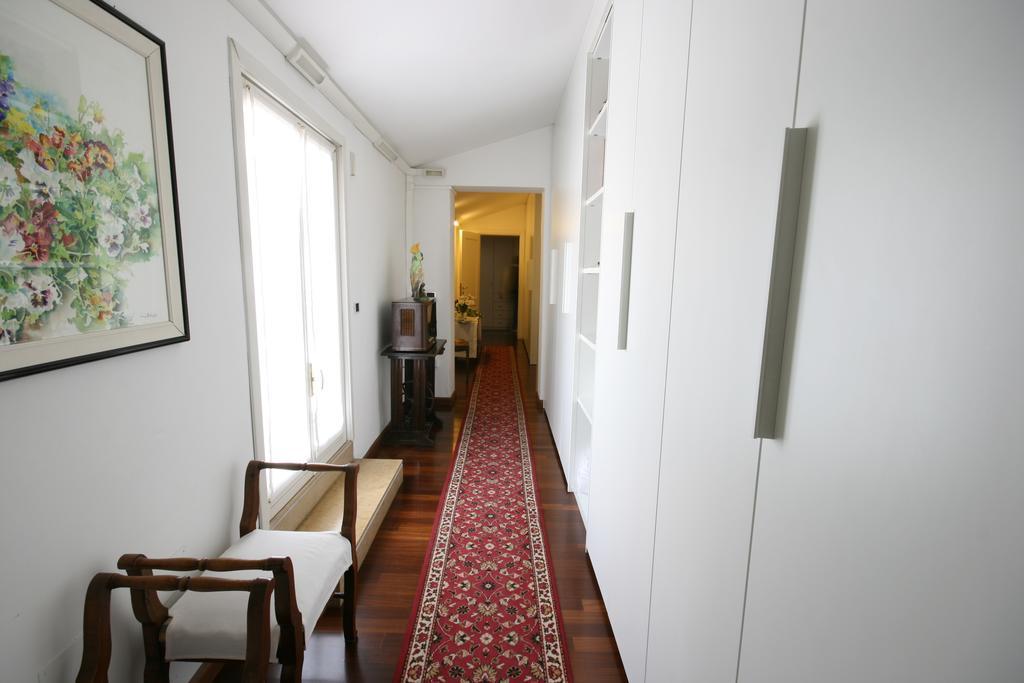 Corte Posta B&B - Parcheggio E Bagno In Camera Мантова Екстериор снимка